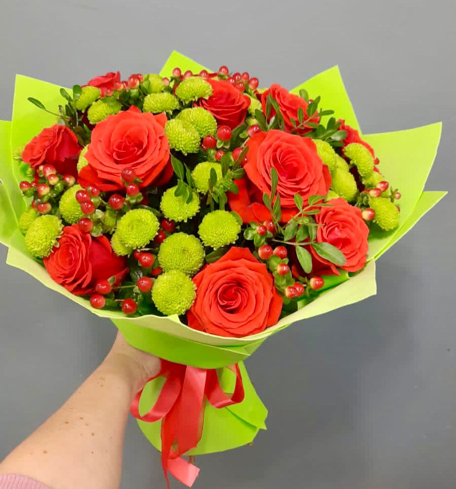 Букет цветов из: Хризантемы и Розы в Шыгырдан