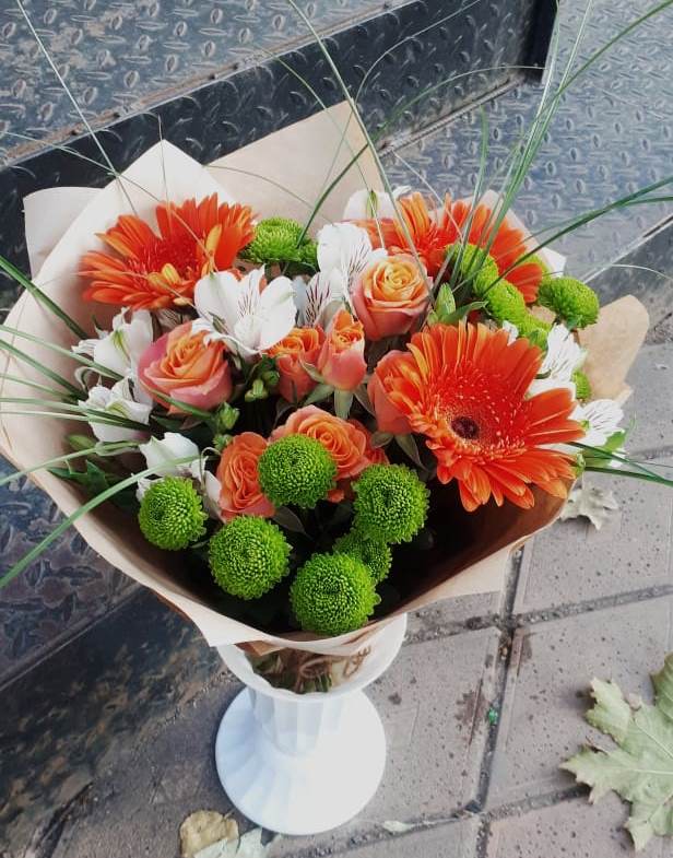 Букет цветов из: Герберы, Хризантемы, Альстромерии и Розы в Шыгырдан