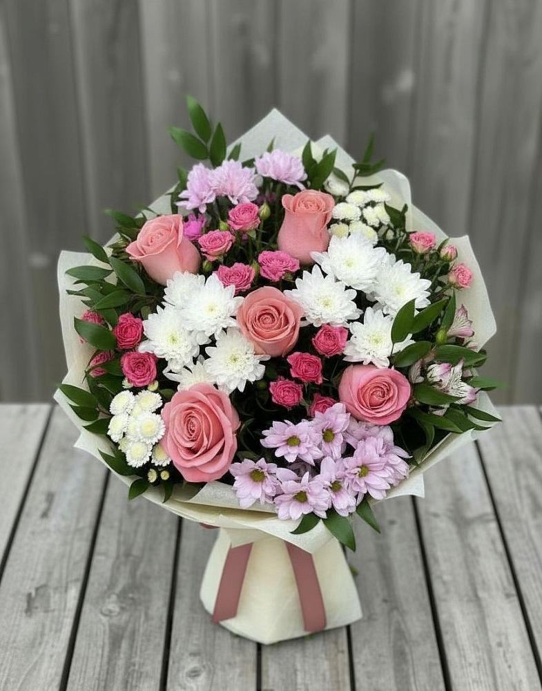 Букет цветов из: Альстромерии, Гвоздики, Розы и Хризантемы в Шыгырдан