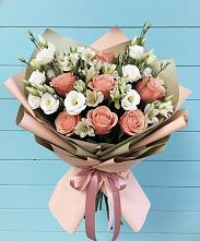 Букет цветов из:  Розы, Альстромерии и Лизиантусы в Шыгырдан