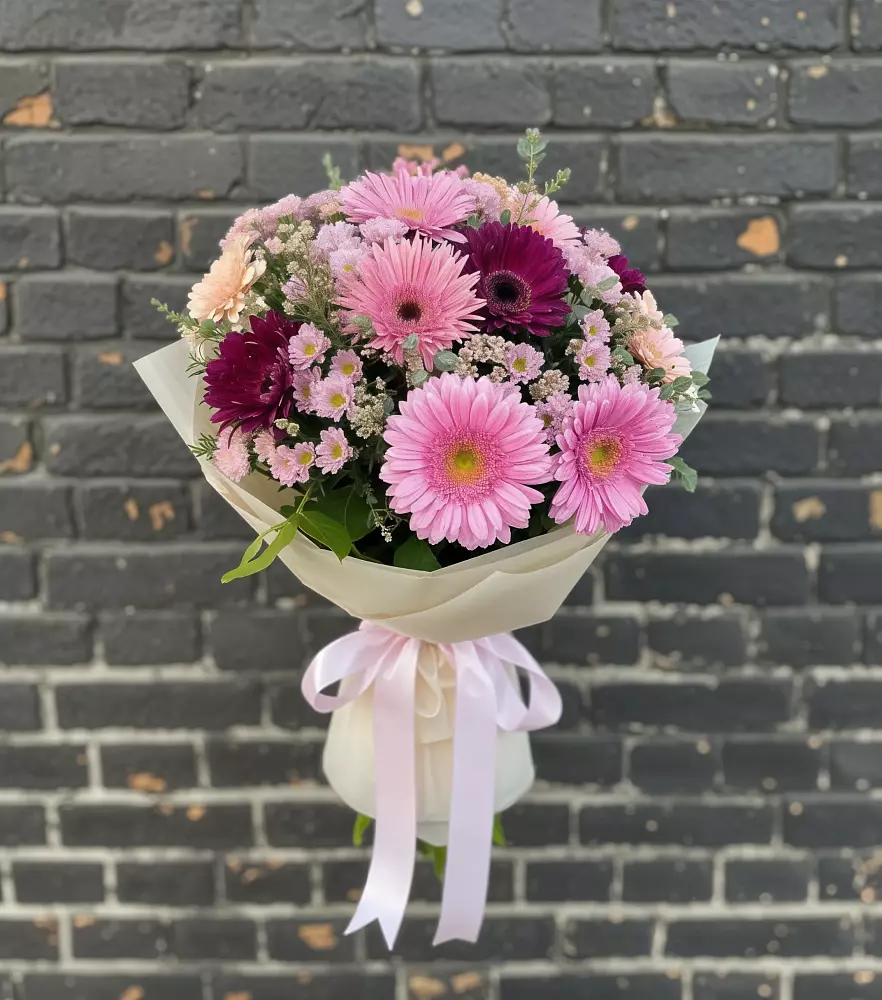 Букет цветов из: Герберы и Хризантемы в Шыгырдан