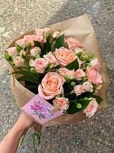 Букет цветов из:  Розы #REPLACE_PRED# Шыгырдан
