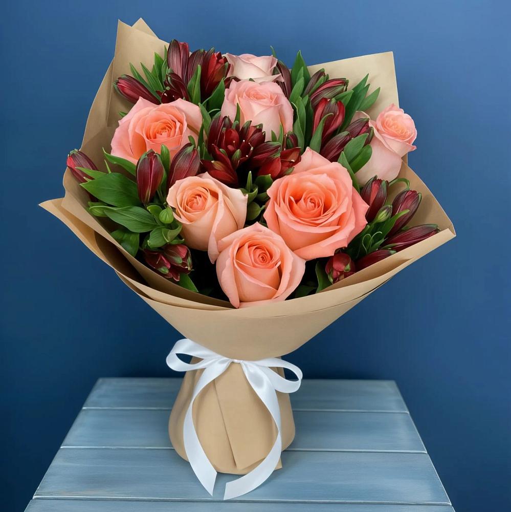 Букет цветов из: Розы и Альстромерии в Шыгырдан