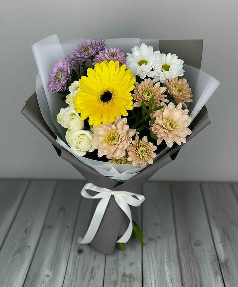 Букет цветов из: Розы, Герберы и Хризантемы в Шыгырдан