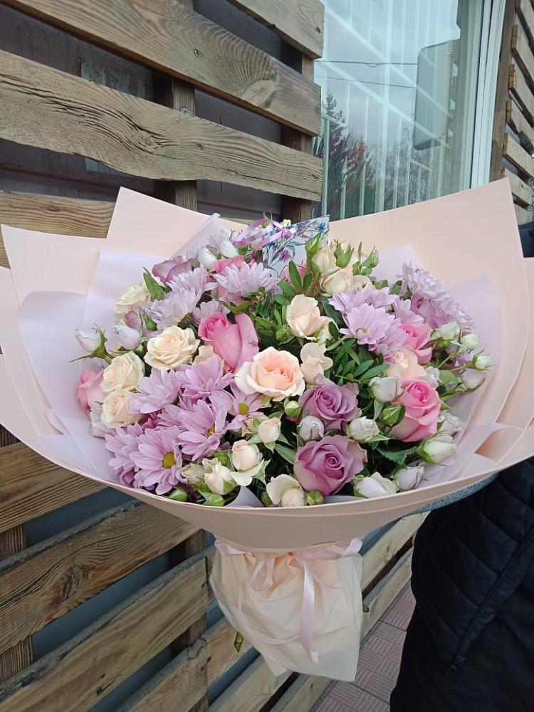 Букет цветов из: Розы и Хризантемы в Шыгырдан