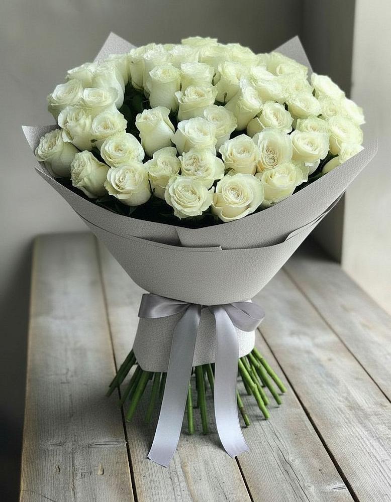 Букет 35 Белых роз в Шыгырдан