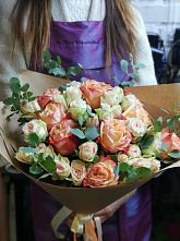 Букет цветов из:  Альстромерии и Розы #REPLACE_PRED# Шыгырдан