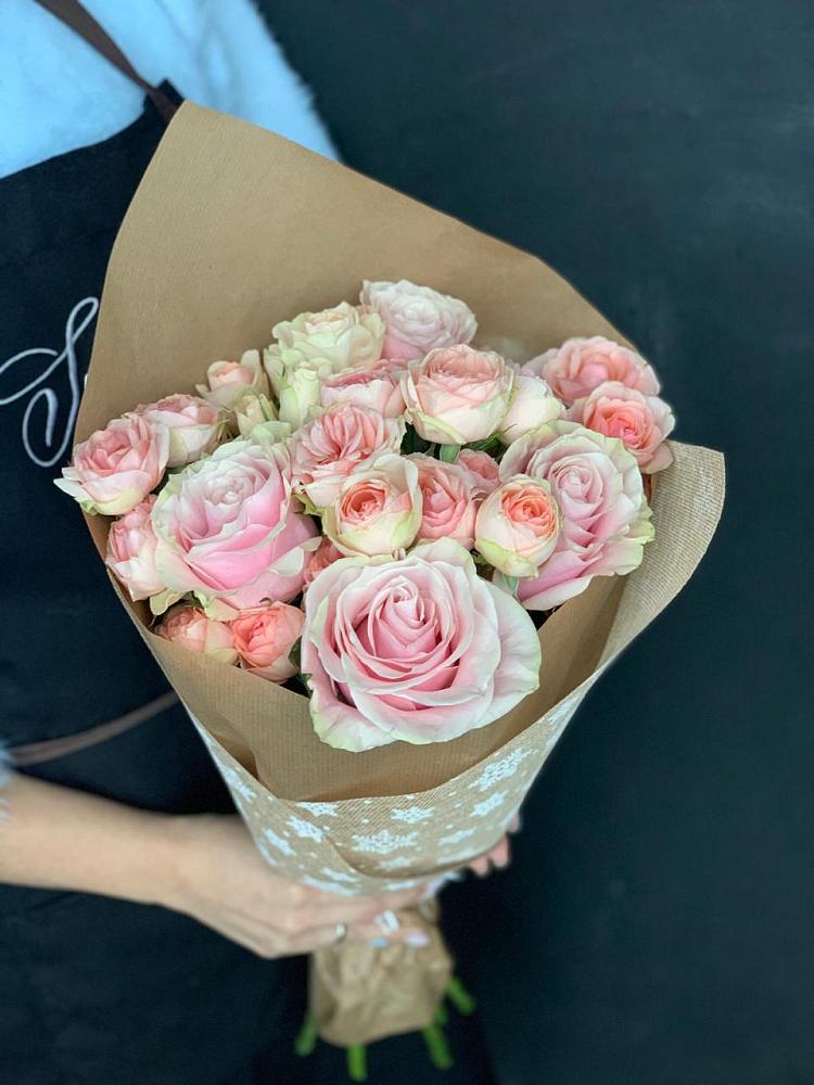 Букет цветов из: Хризантемы и Розы в Шыгырдан