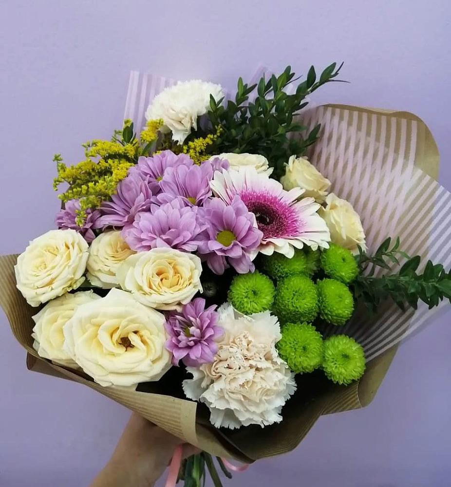 Букет цветов из: Хризантемы, Розы, Гвоздики и Герберы в Шыгырдан